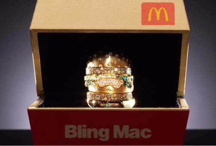 Win de ‘Bling Mac’ Ring voor Valentijn.